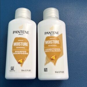 Pantene Daily Moisture Renewal Shampoo and Conditioner Set